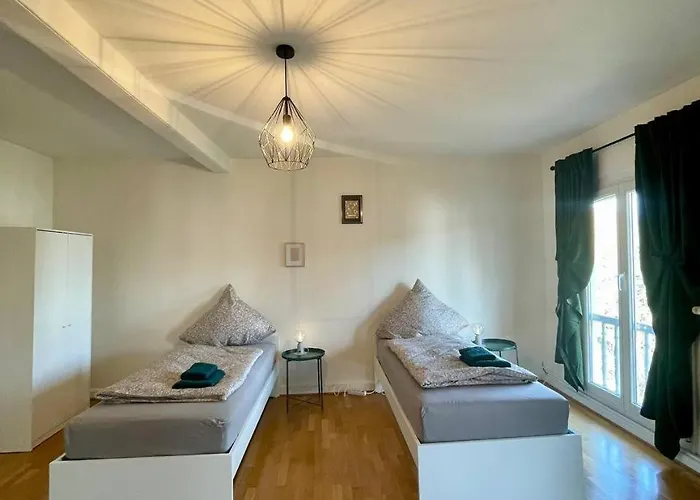 Geraeumige Altbauwohnung Mit 4 Schlafzimmern * Kruft