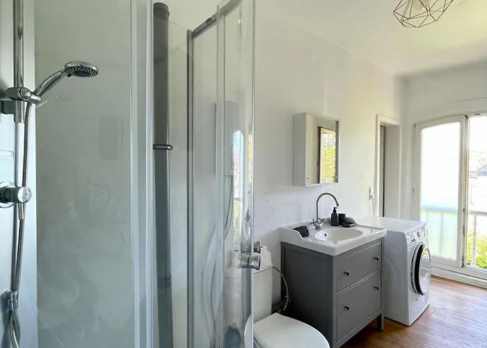 Geraeumige Altbauwohnung Mit 4 Schlafzimmern Apartament Kruft